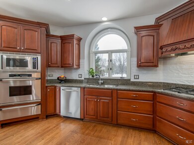 1816 Baybrook Ct, Naperville, IL 60564 - photo 6