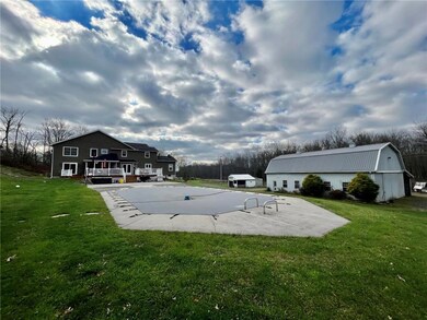 1611 Delabole Rd, Pen Argyl, PA 18072 - photo 4