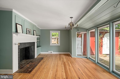 8526 Georgetown Pike, McLean, VA 22102 - photo 4