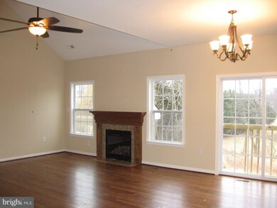 69 Constellation Rd, Inwood, WV 25428 - photo 4