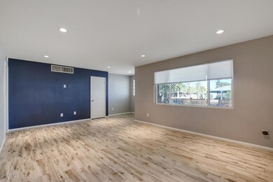 603 E Solana Dr, Tempe, AZ 85281 - photo 6