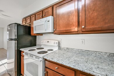 538 S Lesueur unit 3, Mesa, AZ 85204 - photo 7