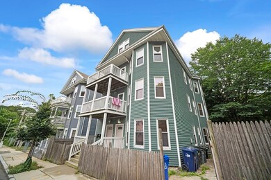 34-36 Howe St unit 3, Dorchester, MA 02125 - photo 2