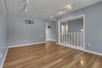 664 Bainbrook Ct, Reynoldsburg, OH 43068 - photo 7