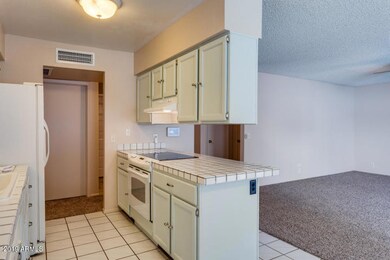 548 E Sack Dr, Phoenix, AZ 85024 - photo 6