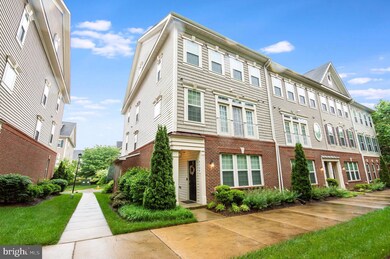 4722 Dane Ridge Cir, Dale City, VA 22193 - photo 2