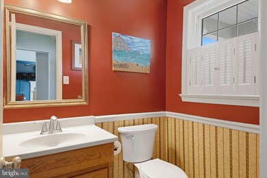 4327 Cub Run Rd, Chantilly, VA 20151 - photo 4