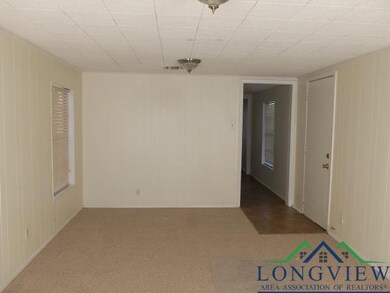 305 Highland Dr, Kilgore, TX 75662 - photo 3