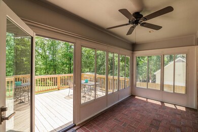 10-P1086752