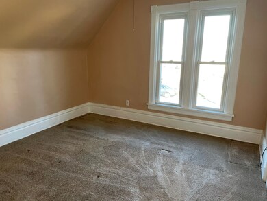 451 Franklin Blvd, Elgin, IL 60120 - photo 7