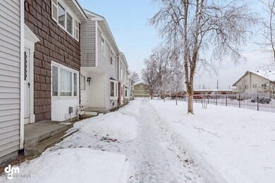 Exterior Front_KI_35-SMALL