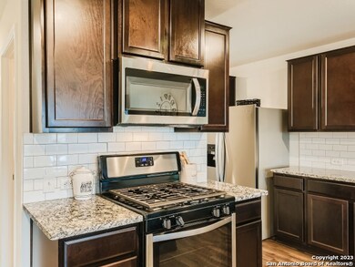 4834 Forward Swing, San Antonio, TX 78261 - photo 4