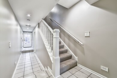 2638 N Southport Ave, Chicago, IL 60614 - photo 3