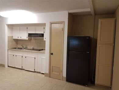 3512 1/2 Broadway St, Pearland, TX 77581 - photo 6