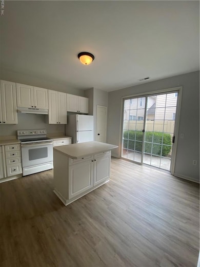 2116 Tibberton Ct, Virginia Beach, VA 23464 - photo 5