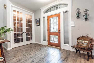 108 Lakeview Cir, Friendswood, TX 77546 - photo 2