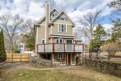 10 Lakeview Rd, Wayland, MA 01778 - photo 3