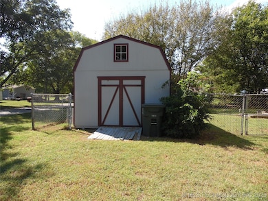 16 North St, Mannsville, OK 73447 - photo 2