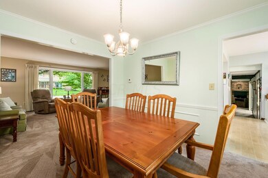 Dining Room, Chair Rail & Crown Molding
