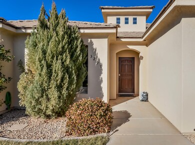 003_Front Walkway