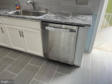 117 Big Rd, Zieglerville, PA 19492 - photo 5