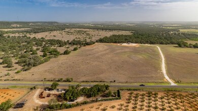2910 N Rr 1631, Fredericksburg, TX 78624 - photo 3