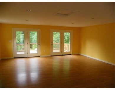 37 Parkwood Dr, Pepperell, MA 01463 - photo 4