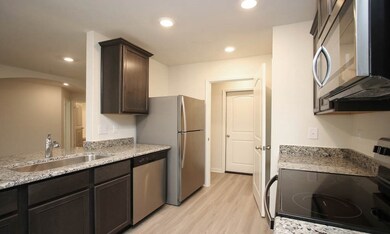 22427 Lost Lantern Dr, Hockley, TX 77447 - photo 3