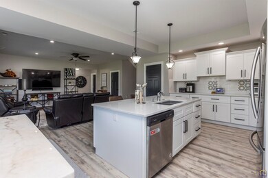 4116 SW Stonybrook Dr, Topeka, KS 66610 - photo 3