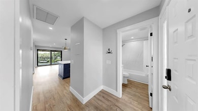 662 Yardarm Dr, Apollo Beach, FL 33572 - photo 5