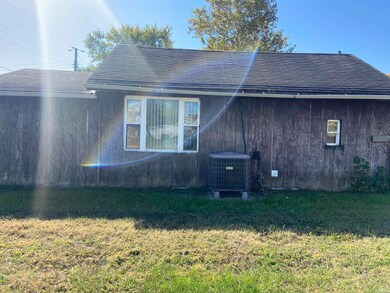 210 S Meridian St, Elnora, IN 47529 - photo 4