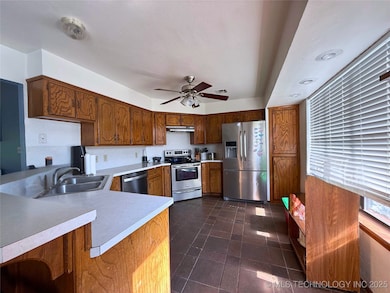 705 Shirley Ln, Madill, OK 73446 - photo 7