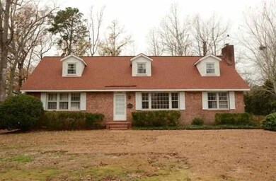 1009 Sioux Dr, Jacksonville, NC 28540 - photo 2