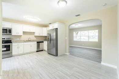 6627 Newcastle Rd, Jacksonville, FL 32216 - photo 3