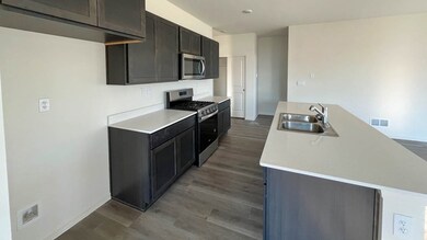 1124 Williamsburg St, Pingree Grove, IL 60140 - photo 7