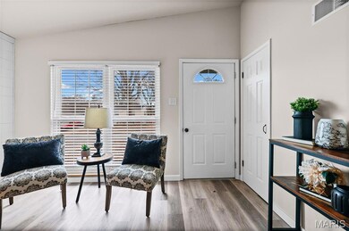 1105 Saint Anthony Ln, Florissant, MO 63033 - photo 7