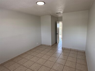 720 NE 7th St unit 7, Hallandale Beach, FL 33009 - photo 4