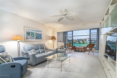 1747 Pebble Beach Dr unit 216, Fort Myers, FL 33907 - photo 4