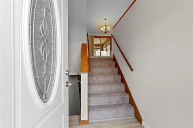 17 Deirdra Ct, Warwick, RI 02889 - photo 5