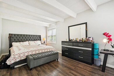 2142 W Rosemont Ave unit 1A, Chicago, IL 60659 - photo 7