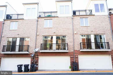 3147 Blue Barn Way, Fairfax, VA 22031 - photo 2