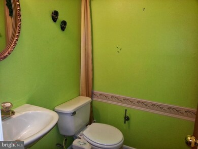 13519 Bannacker Place, Herndon, VA 20171 - photo 6