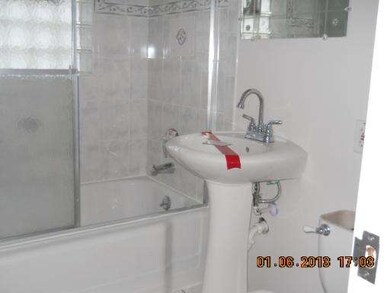 1532 Gardner Rd, Westchester, IL 60154 - photo 6