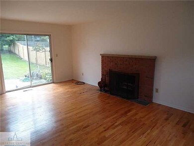 3401 Glasgow Dr, Lansing, MI 48911 - photo 7