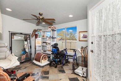 003_Mud Room