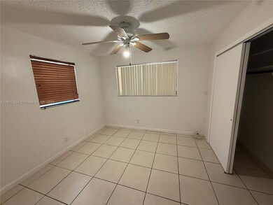 521 SW 9th St unit 2, Hallandale Beach, FL 33009 - photo 5