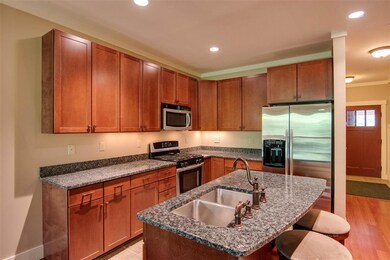 27 Riverside Terrace unit 5B, Lincoln, NH 03251 - photo 2