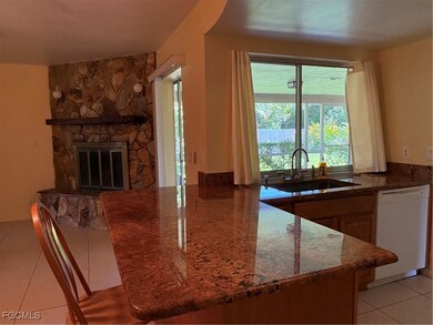 unlisted-address, Fort Myers, FL 33919 - photo 3