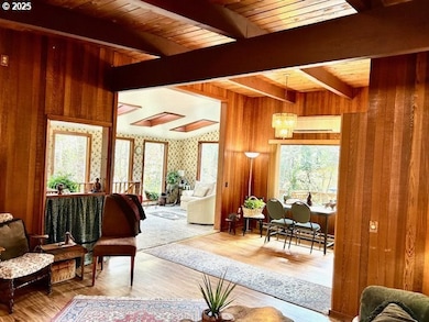 Living Room/Dining Room