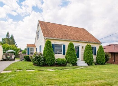 108 Uxbridge St, Cranston, RI 02920 - photo 3